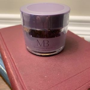 Meaningful beauty wrinkle smoothing capsules